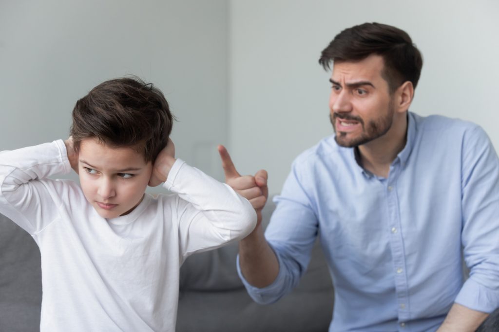 The Power of Rephrasing Negative Comments for Parents