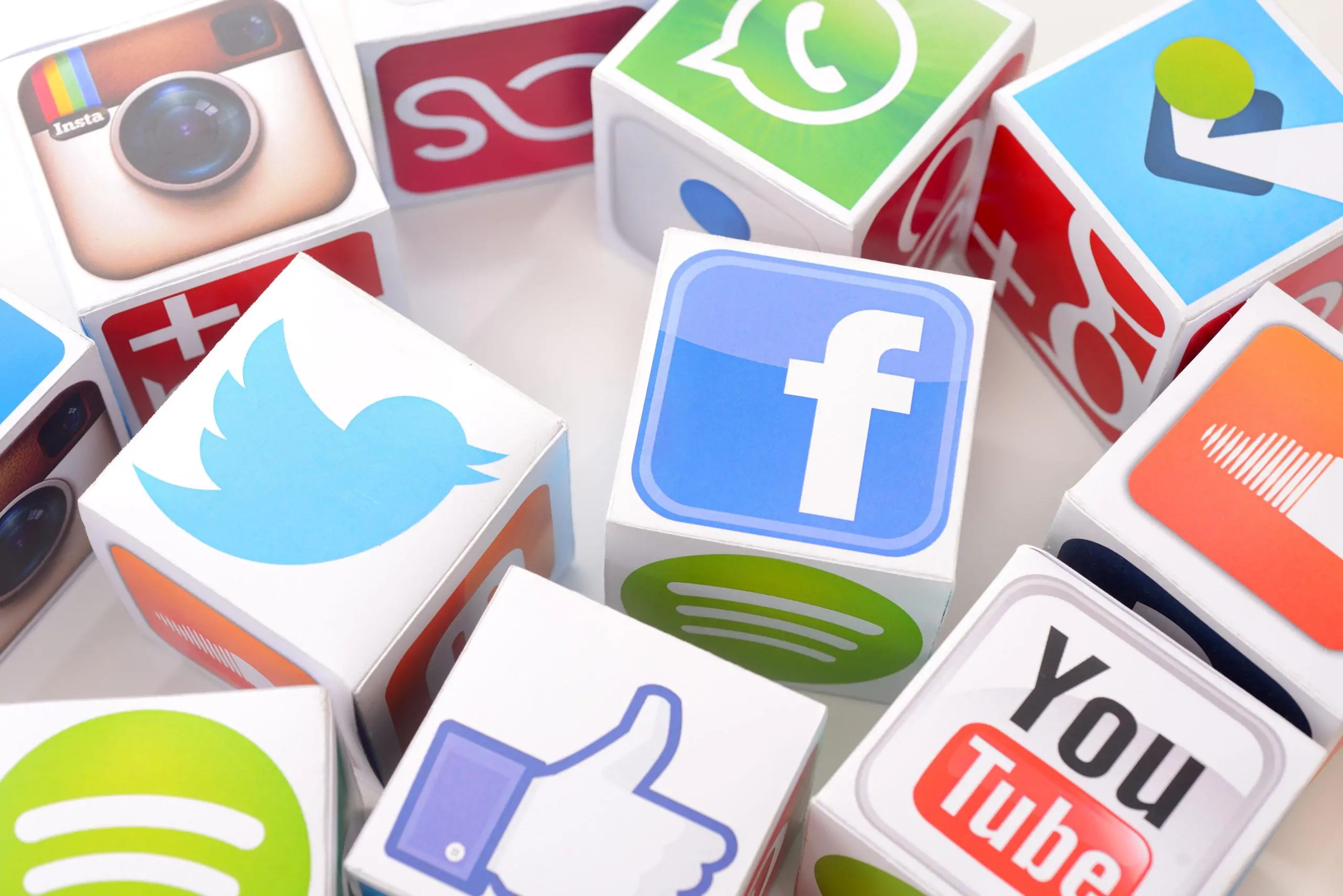 What Your Teen Should Know About Media Literacy