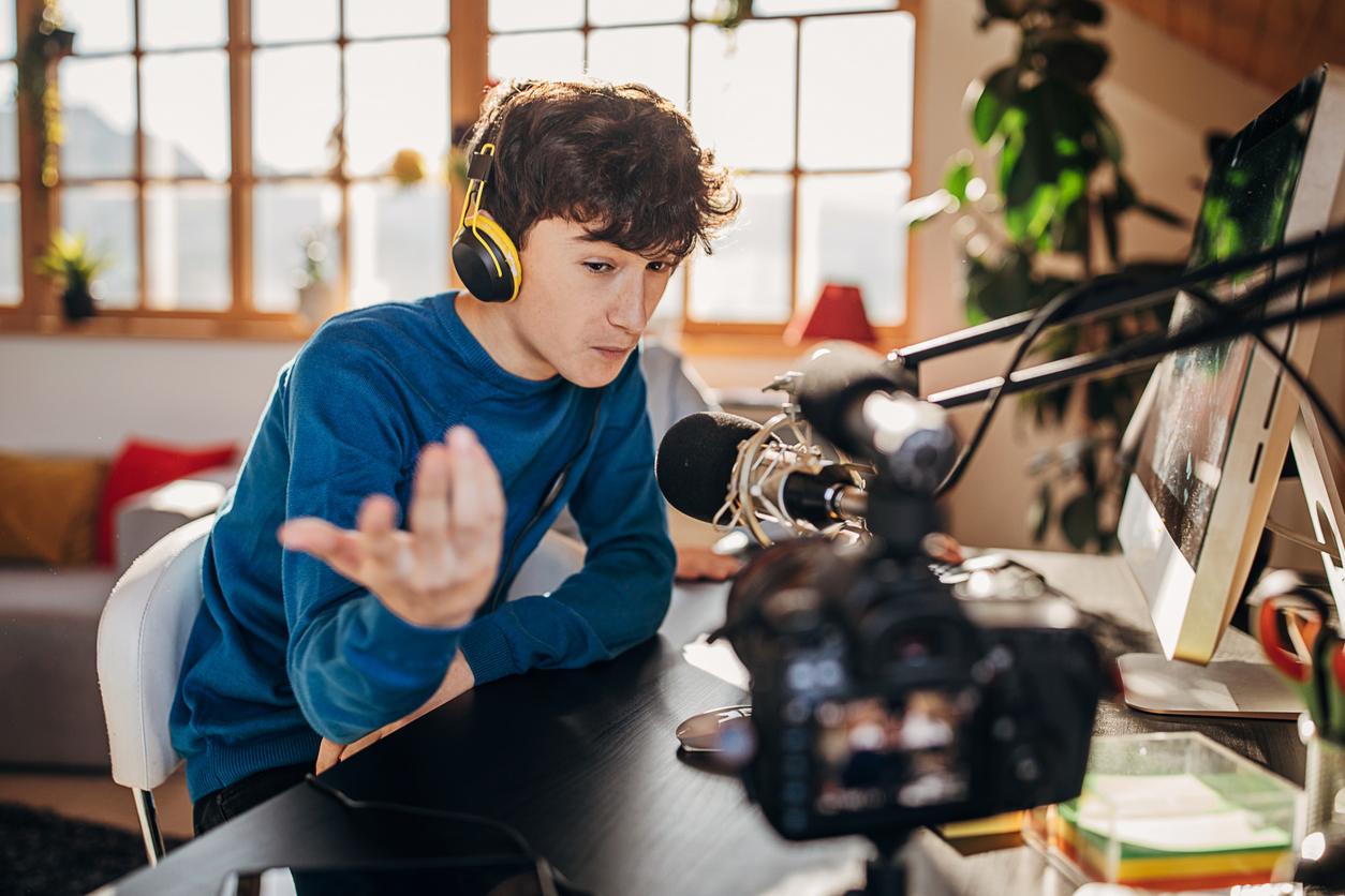 Innovative Ways for High School Students to Make Extra Money